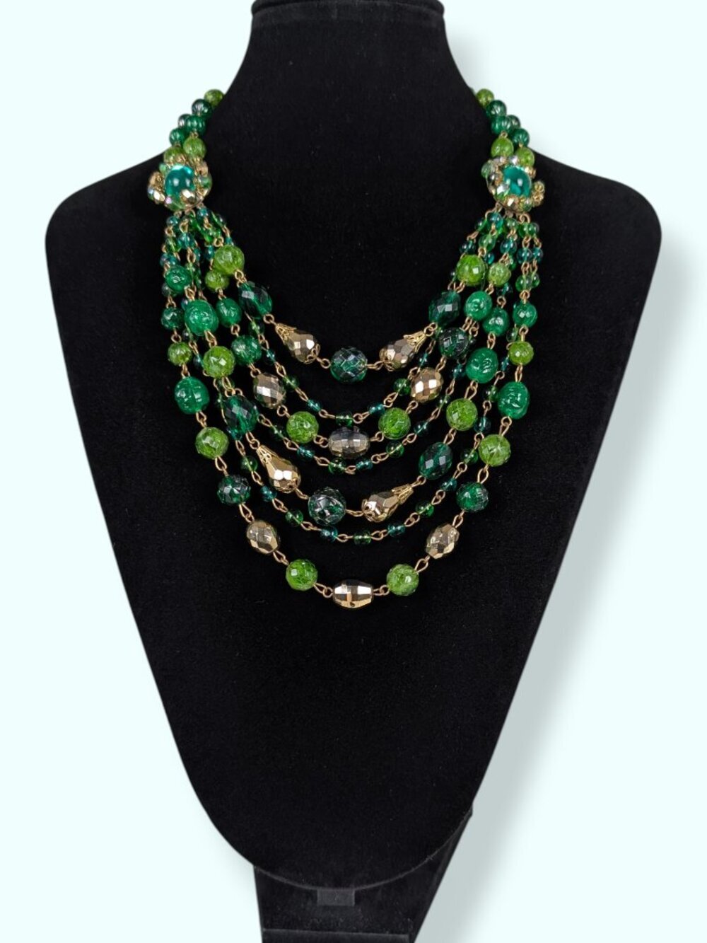 V. Western Germany Green Festoon Necklace